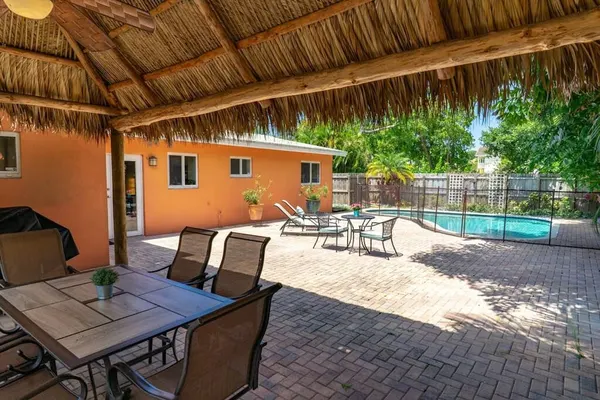 Photo 1 - Hidden Gem Vacation Villa w Private Pool Tikihut