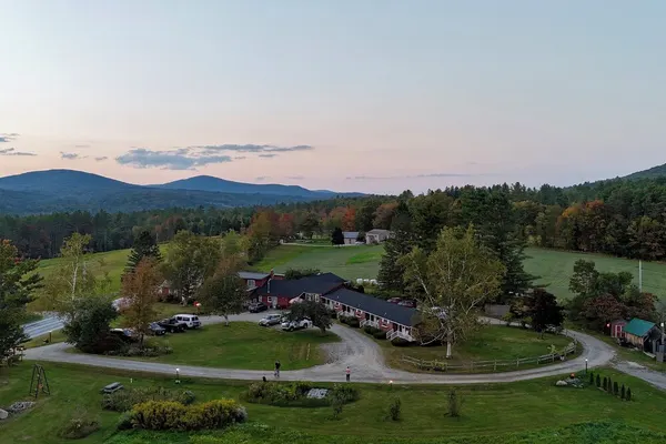 Photo 1 - COHO Inn & Motor Lodge