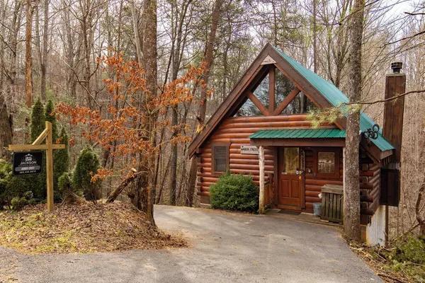 Photo 1 - Amber Crest