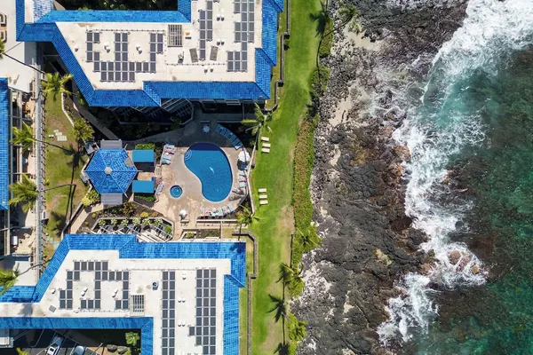 Photo 1 - Kona Reef F2 Charming Oceanfront Condo for 4!