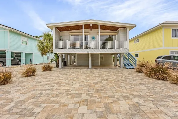 Photo 1 - 230 Palermo Cir 3 Bedroom Home by RedAwning