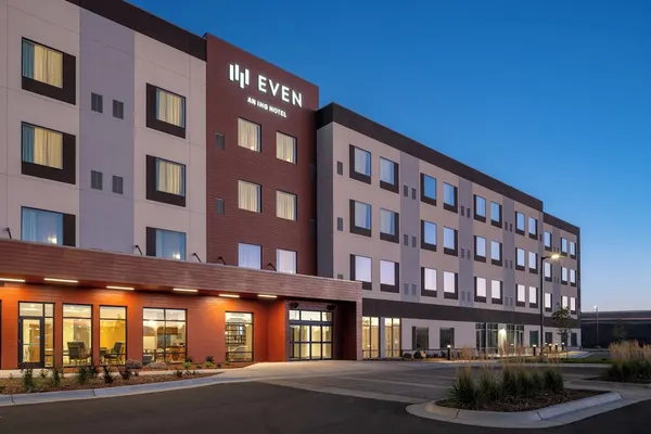 Photo 1 - EVEN Bozeman Yellowstone Intl Arpt by IHG