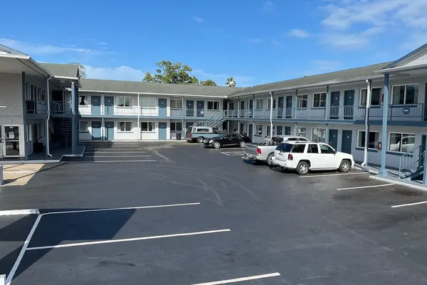 Photo 1 - 8th Street Motel