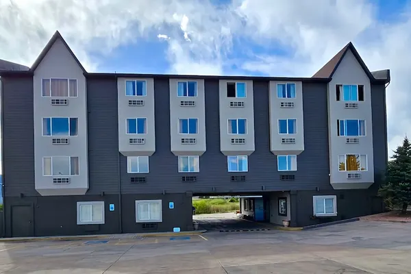 Photo 1 - Olympia Inn