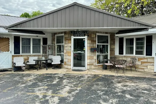 Photo 1 - Napps Motel