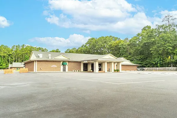 Photo 1 - Northgate Inn by Townhouse Hattiesburg I-59