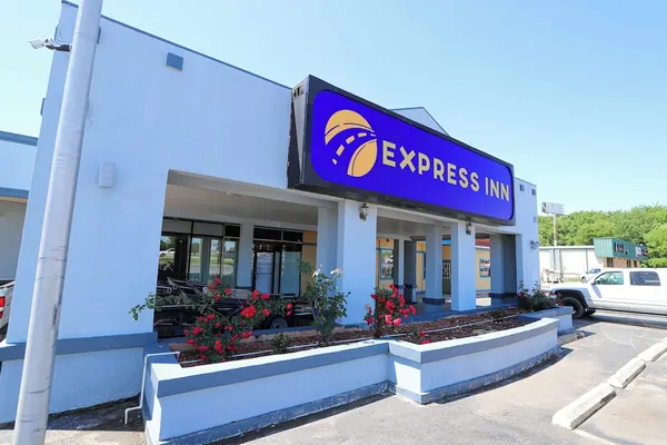 Photo 1 - Express Inn