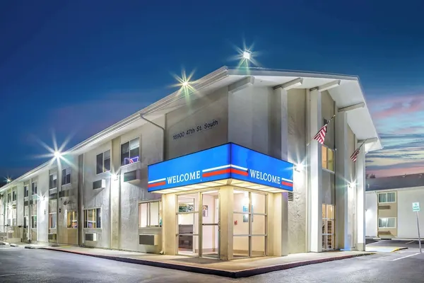 Photo 1 - Studio 6 Seattle, WA – Sea-Tac Airport South