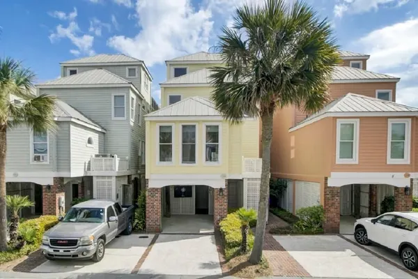 Photo 1 - Boardwalk 114 by Wild Dunes, With Amenities
