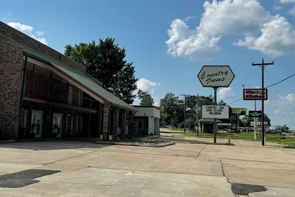 Photo 1 - Country Inn