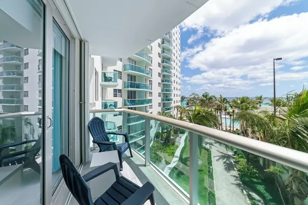 Photo 1 - Ocean Wind Luxury Beachfront Condo With Pool & Gym