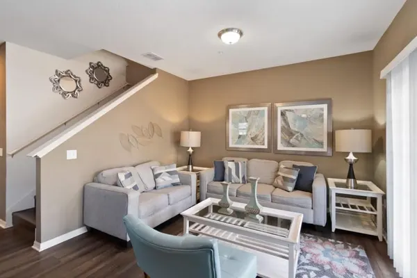 Photo 1 - 4/3 Townhouse Near Disney!!