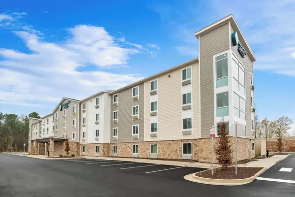 Photo 1 - WoodSpring Suites Richmond Airport