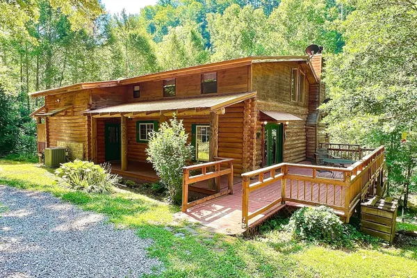 Photo 1 - Dunn's Creek Hideaway