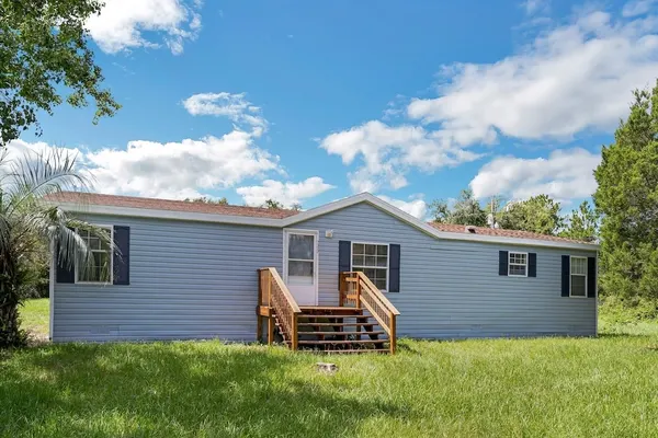 Photo 1 - Relaxing 4br Hideaway In Groveland 4 Bedroom Cottage by RedAwning