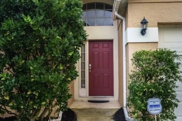 Photo 1 - 4 Bed Villa - Eagle Pointe - Kissimmee
