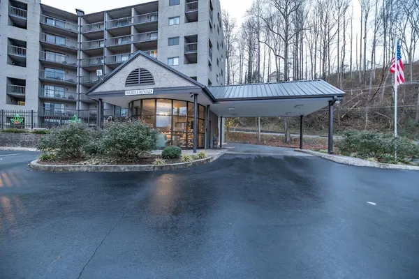 Photo 1 - Modern Style 2 Bed Condo Pool in Gatlinburg