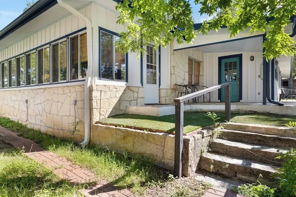 Photo 1 - Waterlily Serenity - 2 Bedroom-Creekside