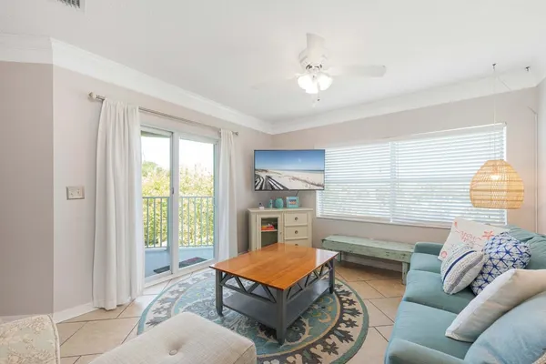 Photo 1 - Seaside Haven Stylish Condo 3 Pools New Rental