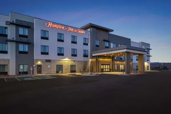 Photo 1 - Hampton Inn & Suites Cottonwood, Az