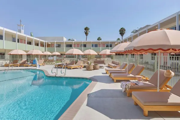 Photo 1 - City Center Hotel Long Beach, Sonder by Marriott Bonvoy