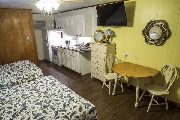 Photo 1 - Fairway Overnight & Extended Stay