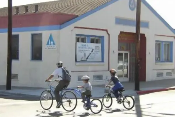 Photo 1 - HI Monterey - Hostel
