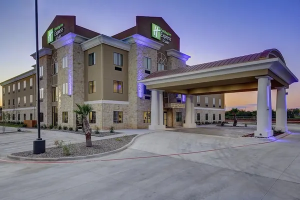 Photo 1 - Holiday Inn Express & Suites Carrizo Springs, an IHG Hotel