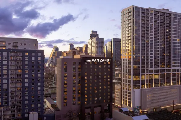 Photo 1 - Hotel Van Zandt