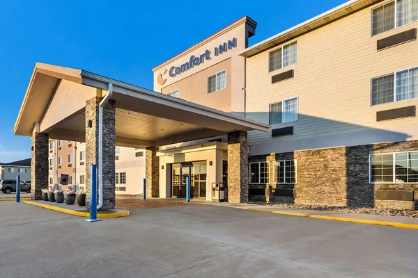 Photo 1 - Comfort Inn Yankton SD