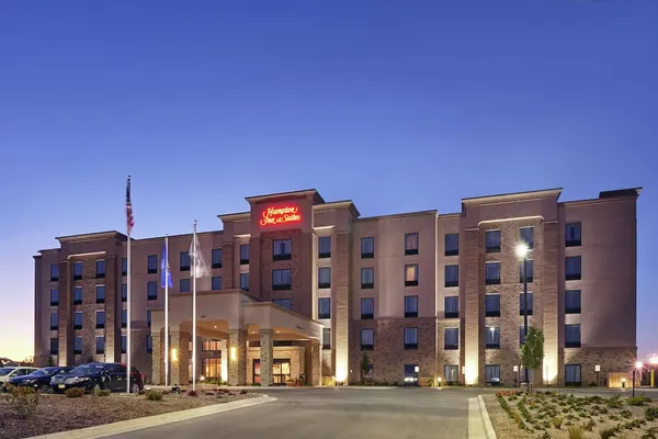 Photo 1 - Hampton Inn & Suites Milwaukee/Franklin