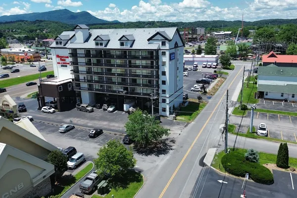 Photo 1 - Mountain Vista Inn & Suites