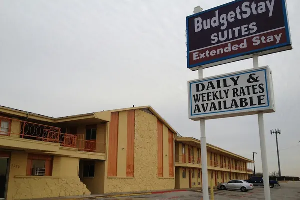 Photo 1 - BudgetStay Suites