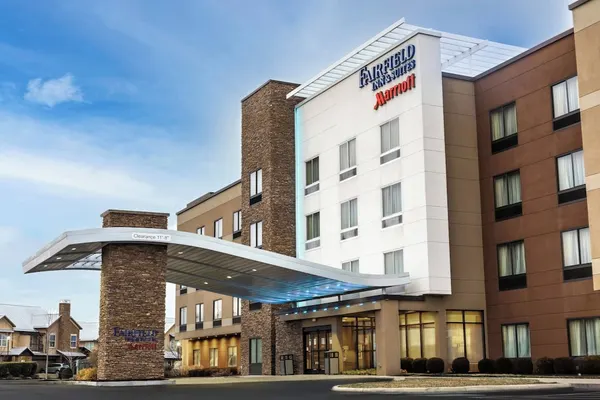 Photo 1 - Fairfield Inn & Suites Bowling Green