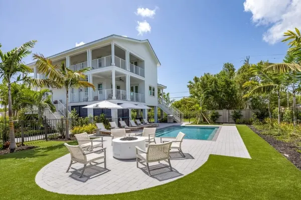 Photo 1 - New Crestwood House by Brightwild Huge Pool