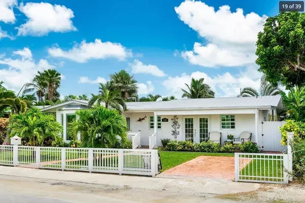 Photo 1 - Heron House by Brightwild Luxury Waterfront Home