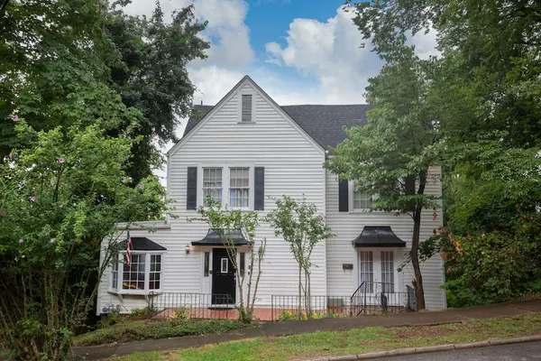 Photo 1 - Near UAB Downtown Redmont Revival Unit 3