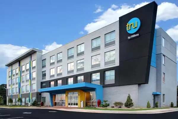 Photo 1 - Tru By Hilton Stockbridge