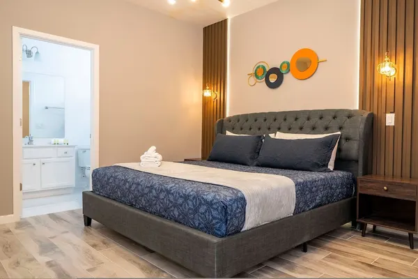 Photo 1 - Stunning 15 Suites Close to Disney