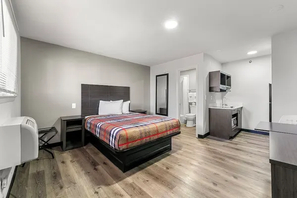 Photo 1 - Efficiency Lodge - Forest Park