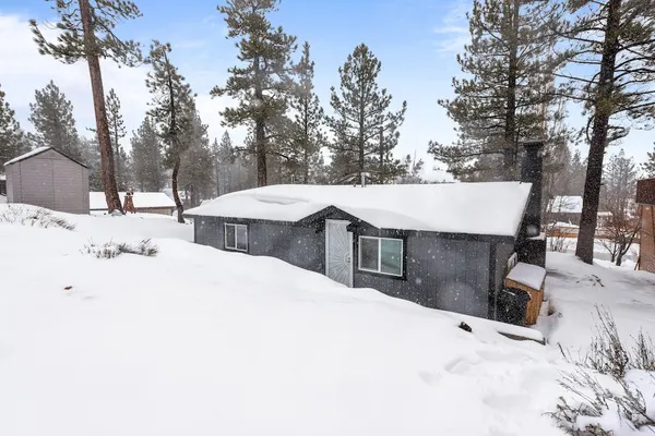 Photo 1 - Bear Paw Cabin