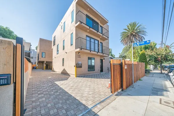 Photo 1 - Serene Escapes Hollywood