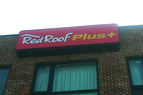 Photo 1 - Red Roof PLUS+ Brooklyn - 3rd Ave