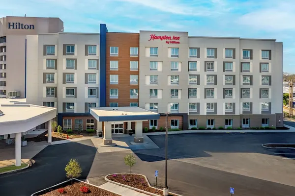 Photo 1 - Hampton Inn By Hilton St Louis Airport