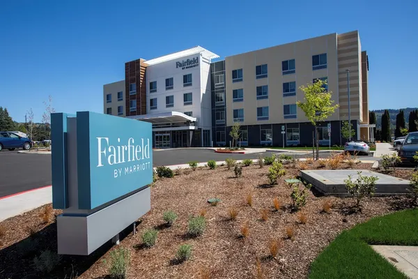 Photo 1 - Fairfield By Marriott Inn & Suites Portland Newberg