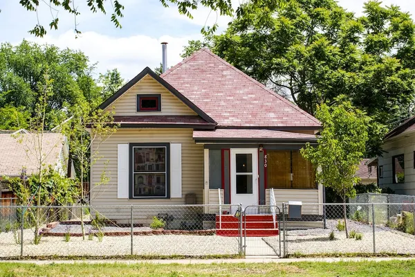 Photo 1 - My Home Is Your Home 2 Bedroom Home