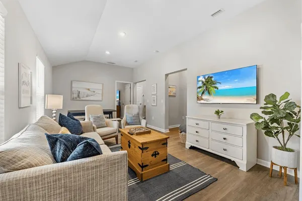 Photo 1 - Ocean Oasis by Avantstay Block to Beach West Pcb, Pet-friendly