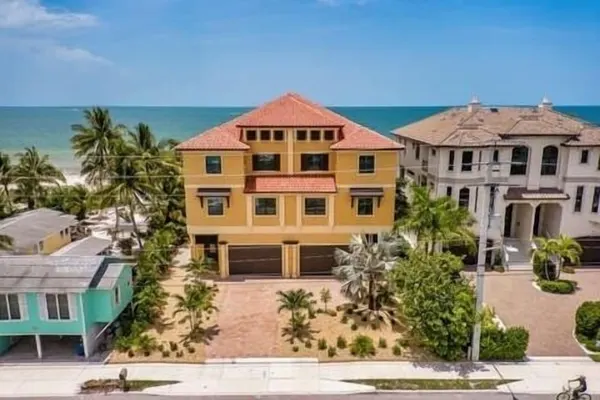 Photo 1 - 3552/3554 Big Kahuna Oasis: 10br, Pools & Beach Access 10 Bedroom Home
