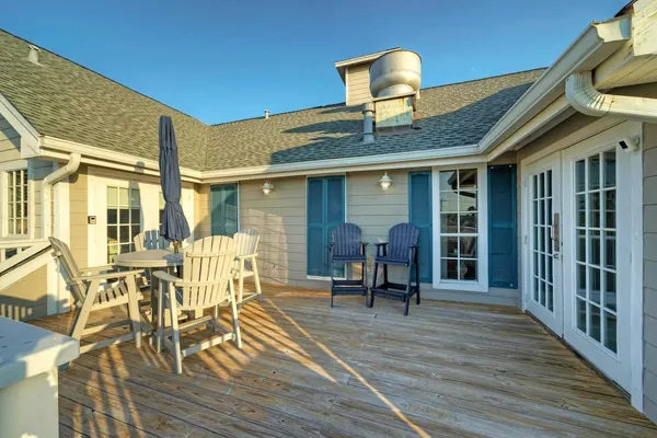 Photo 1 - Sailfish & Dolphin Buyout by Avantstay 2 Units, Marina Front + View, Patio