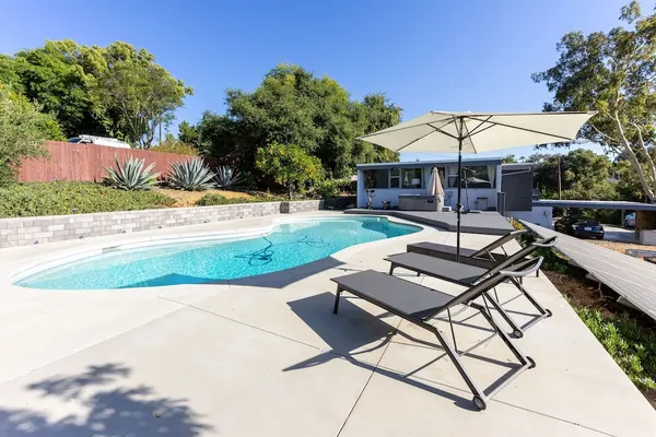 Photo 1 - Mid-century Masterpiece With Pool Spa Tesla